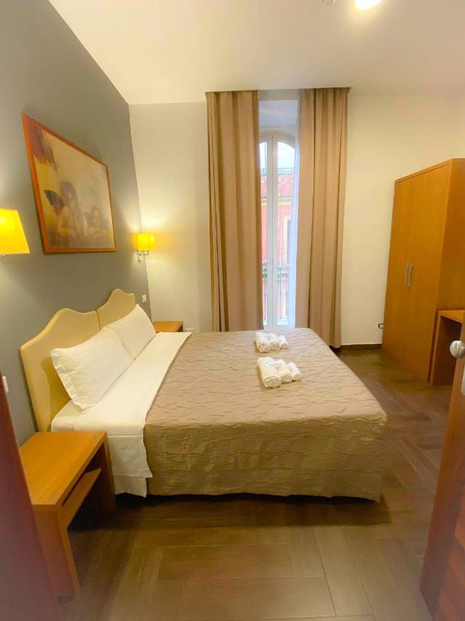 Rome Travellers Hotel Dış mekan fotoğraf