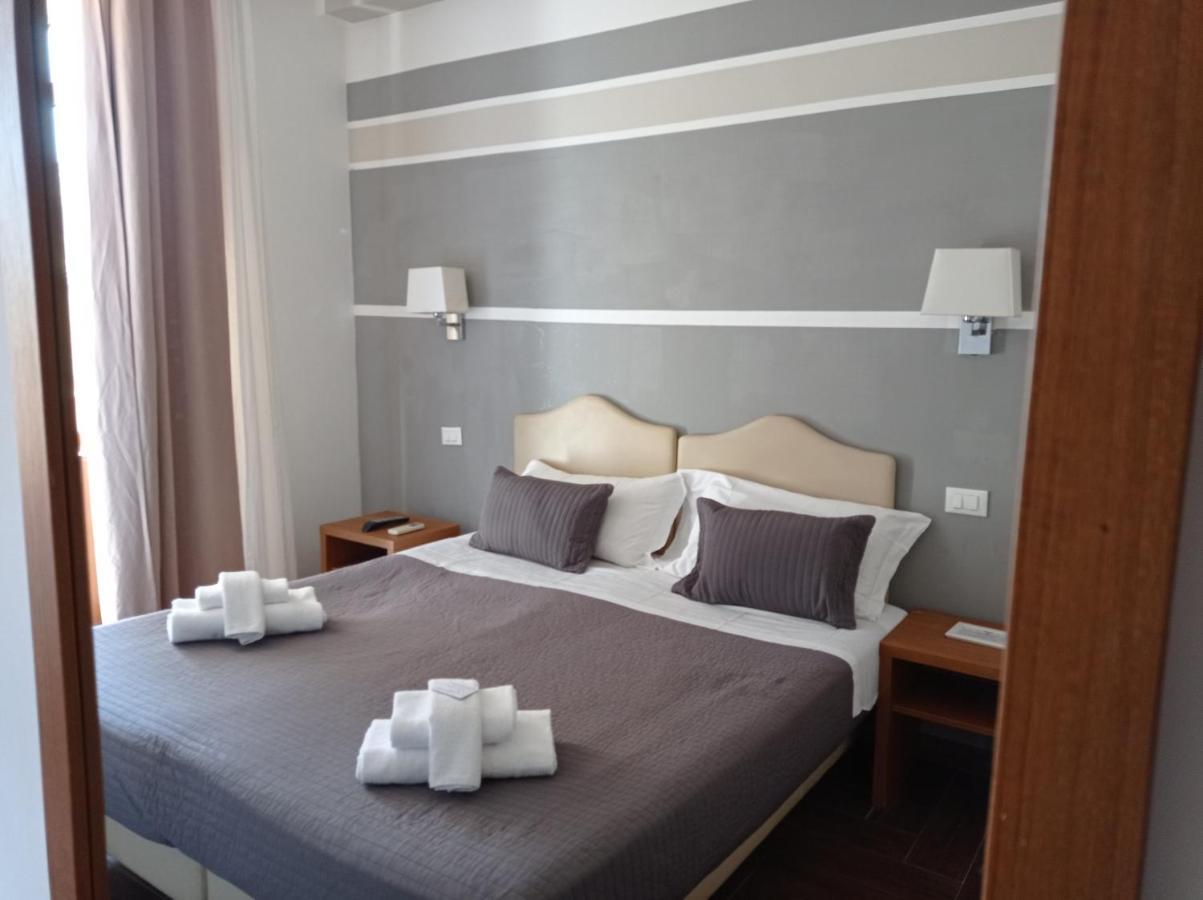 Rome Travellers Hotel Dış mekan fotoğraf
