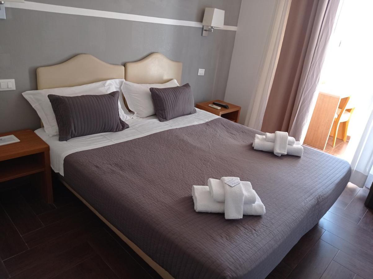 Rome Travellers Hotel Dış mekan fotoğraf