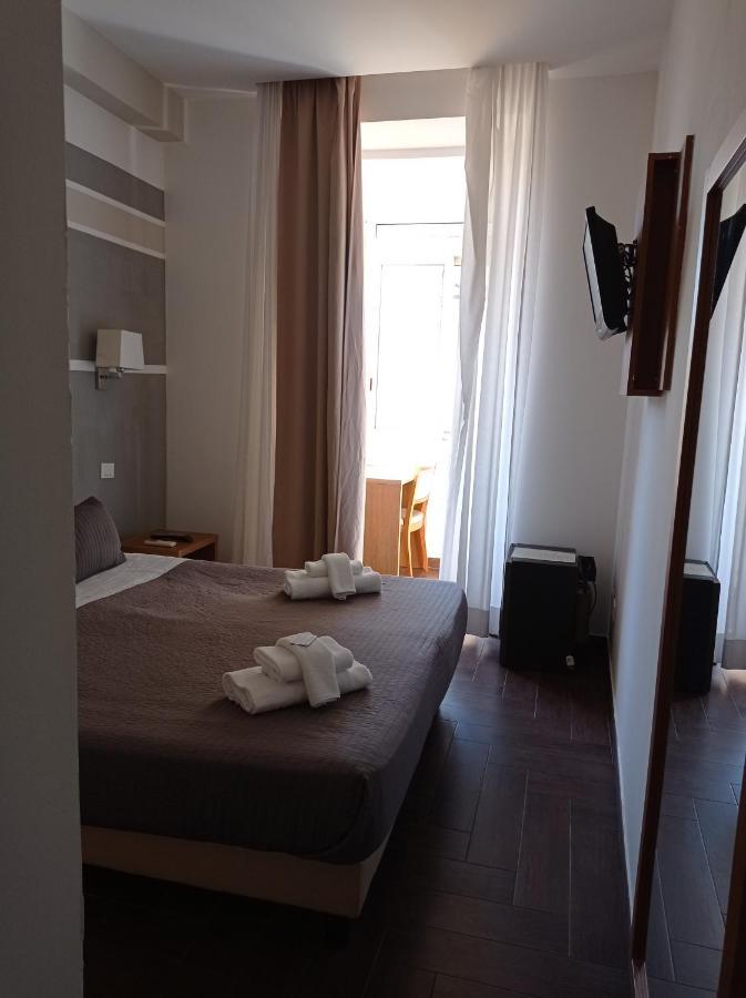 Rome Travellers Hotel Dış mekan fotoğraf